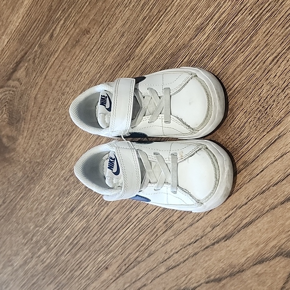 Nike Kids White and Blue Sneakers